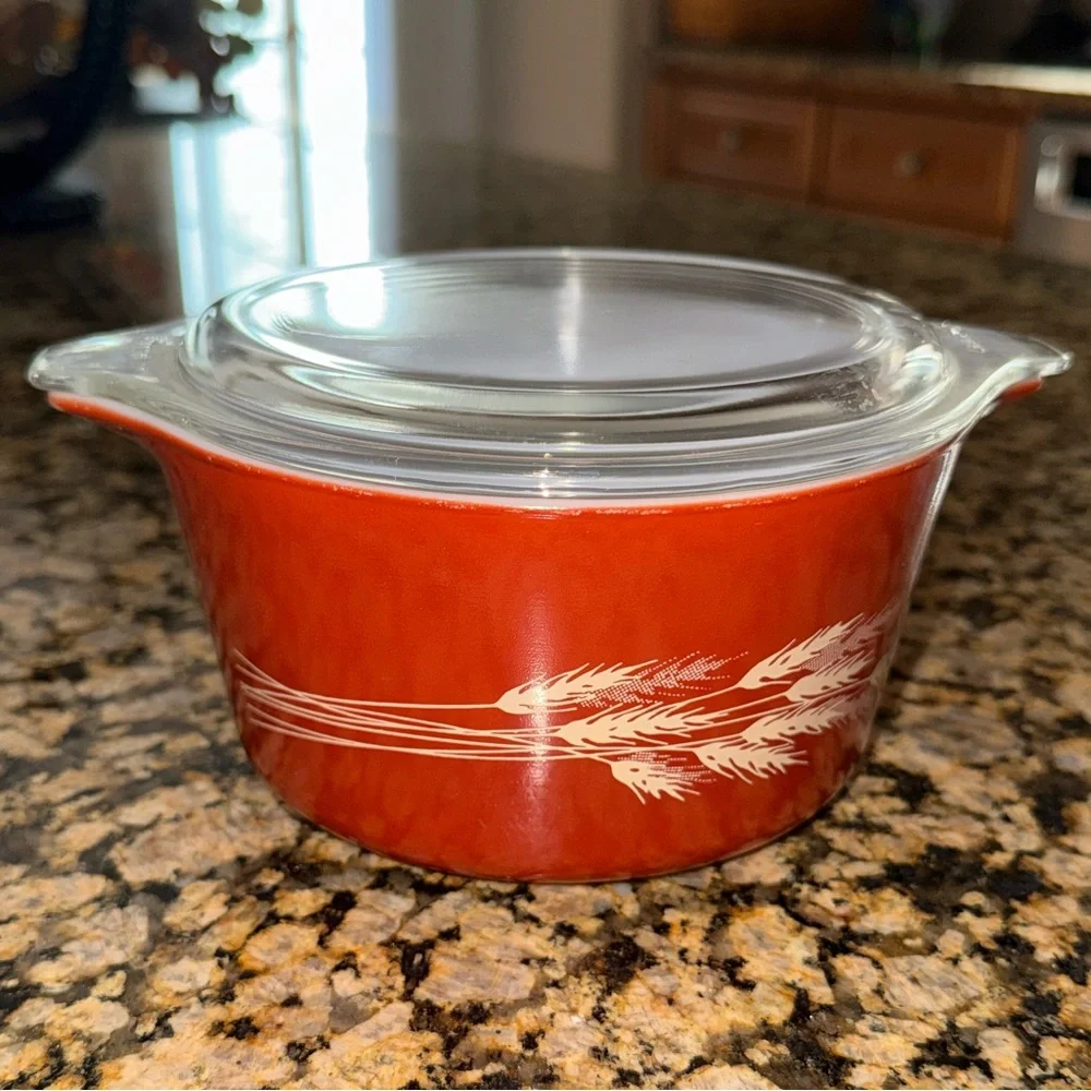 70s Vintage Small Pyrex Autumn Harvest Wheat Bakeware Casserole Bowl Lid 473-B